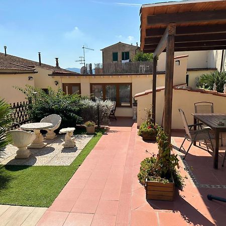 La Scalinata Hotel Portoferraio Luaran gambar
