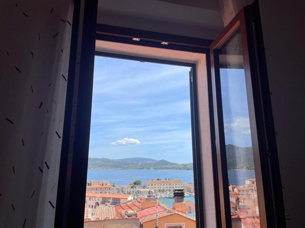 La Scalinata Hotel Portoferraio Luaran gambar