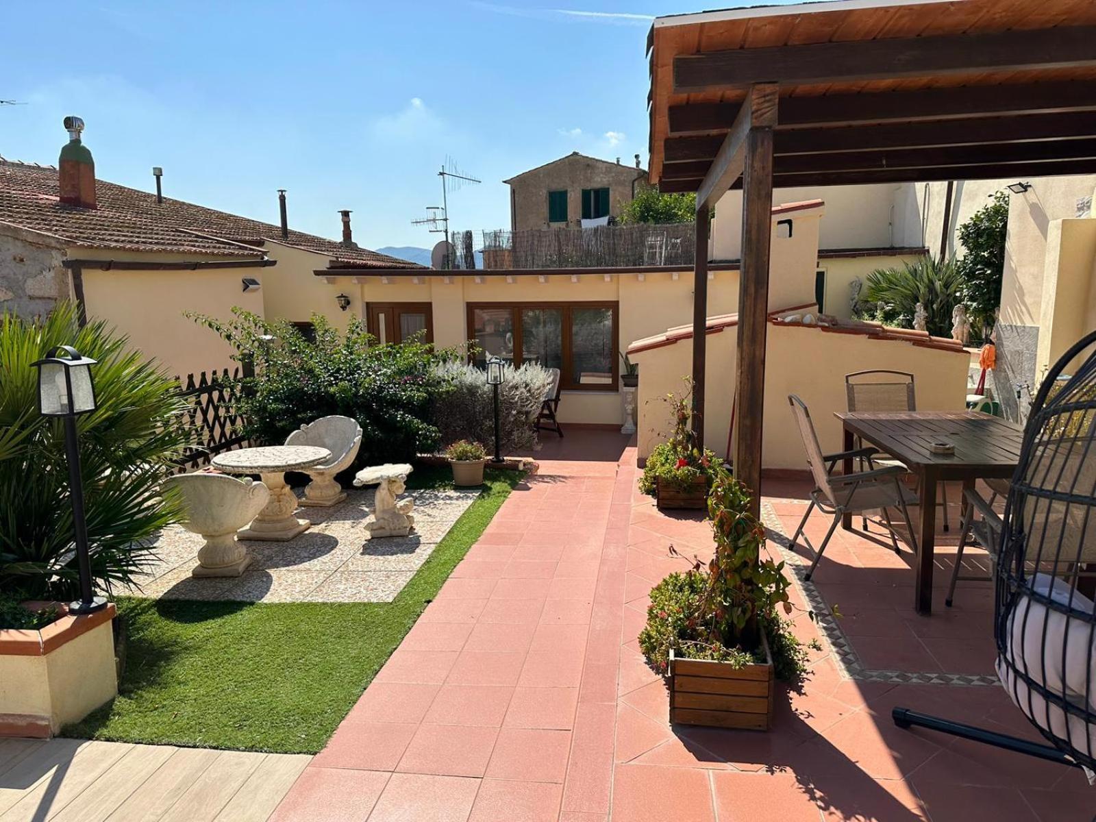 La Scalinata Hotel Portoferraio Luaran gambar